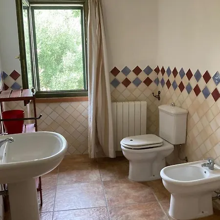 Casa Angelino Dom wakacyjny Florinas